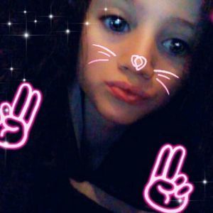 Meet your Posher, Violet